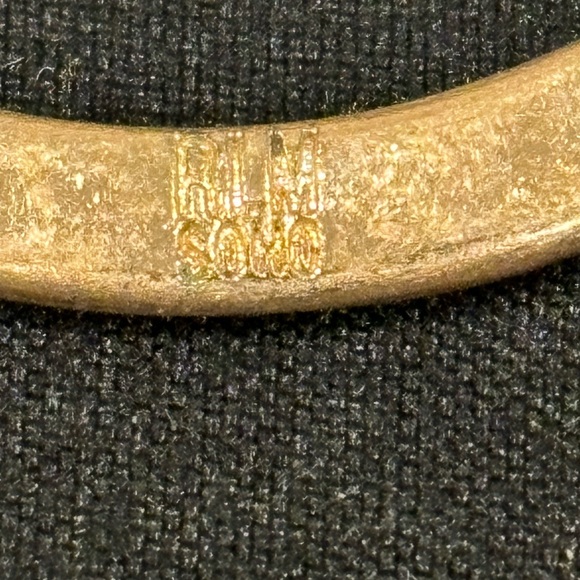 Gold hoop earrings. Medium size. - Picture 3 of 3